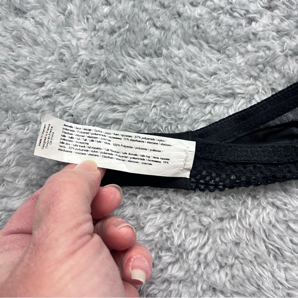 Chantelle SPIRIT 11A8 Black Lace Wirefree Bra with J-Hook Back Sz  M - Picture 15 of 16